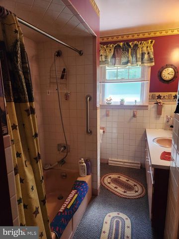 1217 PIEFFER HILL RD, Stevens, PA 17578
