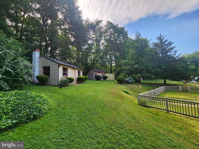 1217 PIEFFER HILL RD, Stevens, PA 17578