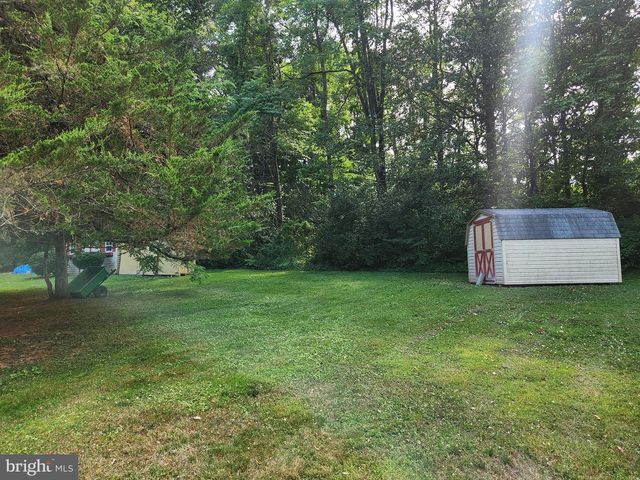 1217 PIEFFER HILL RD, Stevens, PA 17578