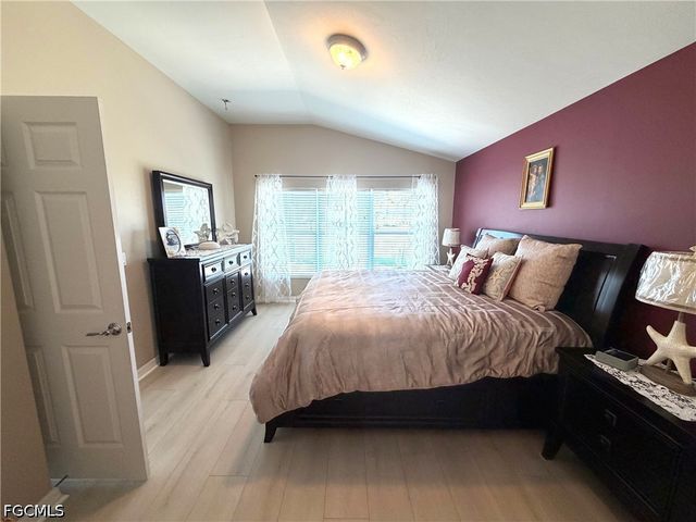 2609 Clairfont CT, Cape Coral, FL 33991