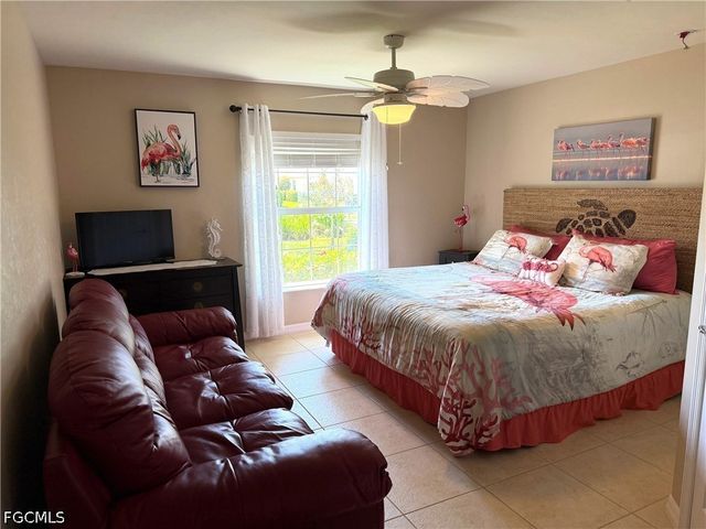 2609 Clairfont CT, Cape Coral, FL 33991