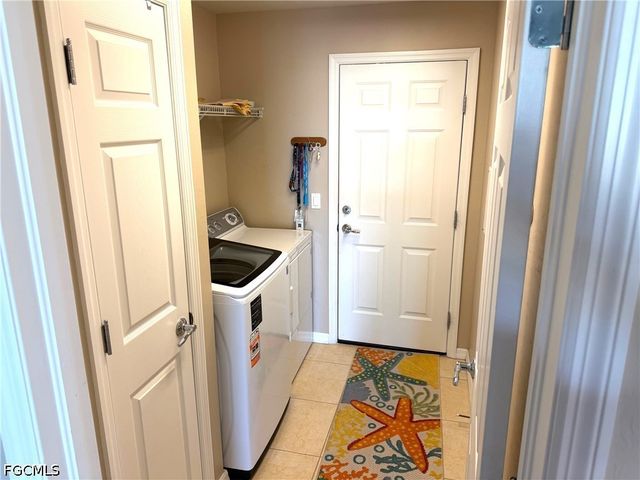 2609 Clairfont CT, Cape Coral, FL 33991