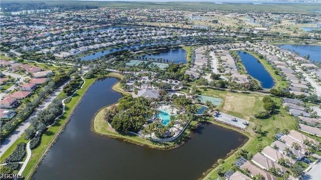 2609 Clairfont CT, Cape Coral, FL 33991