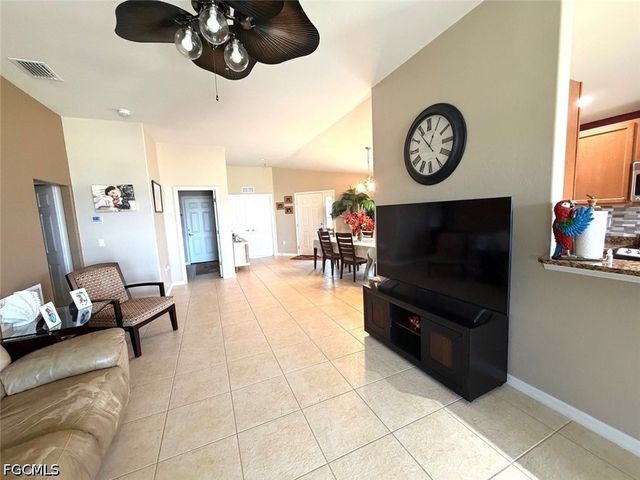 2609 Clairfont CT, Cape Coral, FL 33991