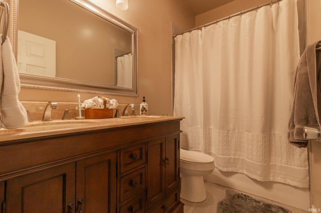 1235 W Boonville-New Harmony Road, Evansville, IN 47725