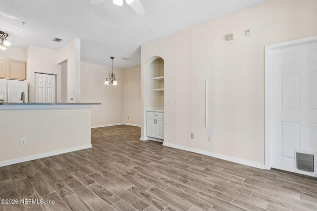 8601 BEACH Boulevard 1414, Jacksonville, FL 32216
