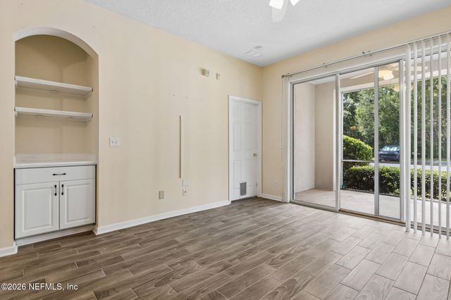 8601 BEACH Boulevard 1414, Jacksonville, FL 32216