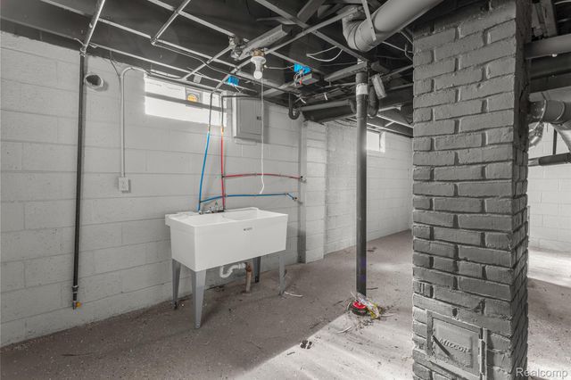 13452 TACOMA Street, Detroit, MI 48205