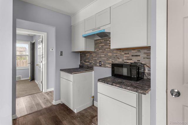 13452 TACOMA Street, Detroit, MI 48205