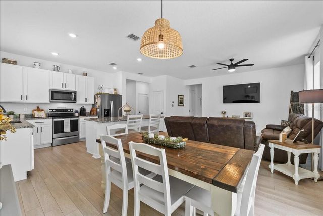 546 SCOTT LAKE CREEK LANE, Lakeland, FL 33813