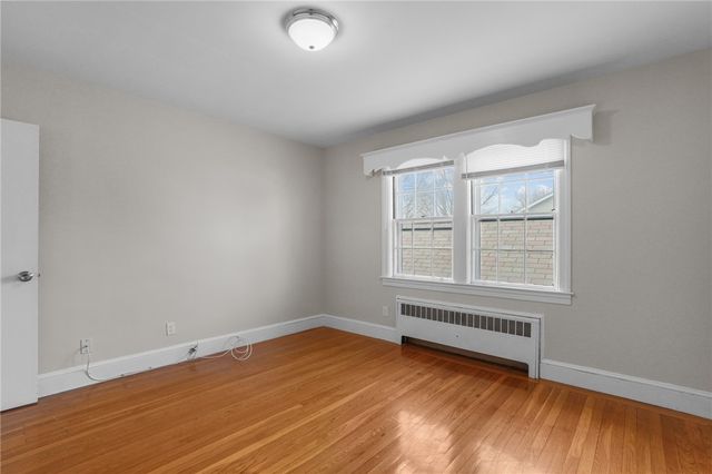 196 Wardlaw Avenue, Providence, RI 02908
