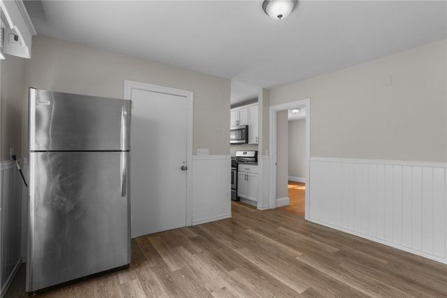 196 Wardlaw Avenue, Providence, RI 02908