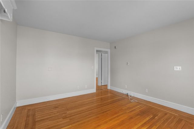 196 Wardlaw Avenue, Providence, RI 02908
