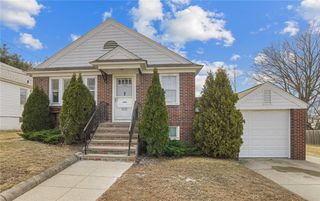 196 Wardlaw Avenue, Providence, RI 02908