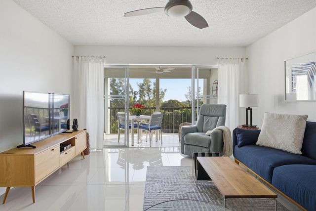 3930 E Inverrary Boulevard 605D, Fort Lauderdale, FL 33319