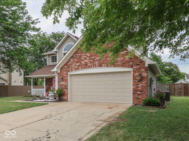 615 Hummingbird Lane, Whiteland, IN 46184