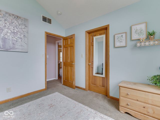 615 Hummingbird Lane, Whiteland, IN 46184