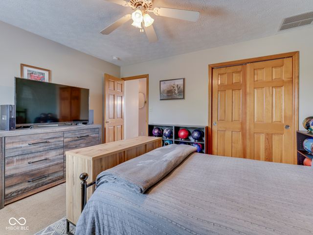 615 Hummingbird Lane, Whiteland, IN 46184