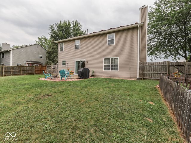 615 Hummingbird Lane, Whiteland, IN 46184