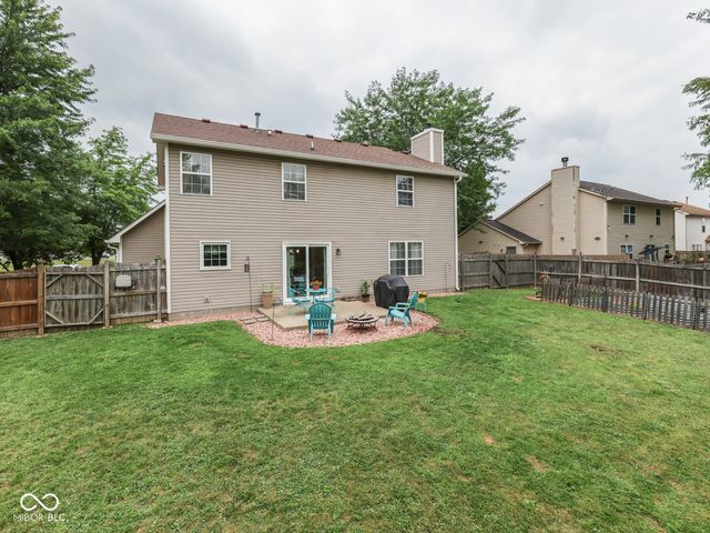 615 Hummingbird Lane, Whiteland, IN 46184