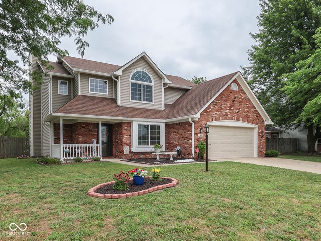 615 Hummingbird Lane, Whiteland, IN 46184