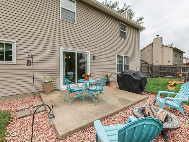 615 Hummingbird Lane, Whiteland, IN 46184