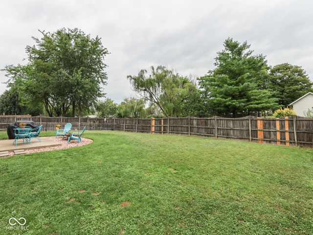 615 Hummingbird Lane, Whiteland, IN 46184