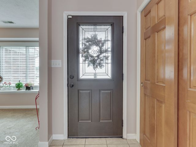 615 Hummingbird Lane, Whiteland, IN 46184