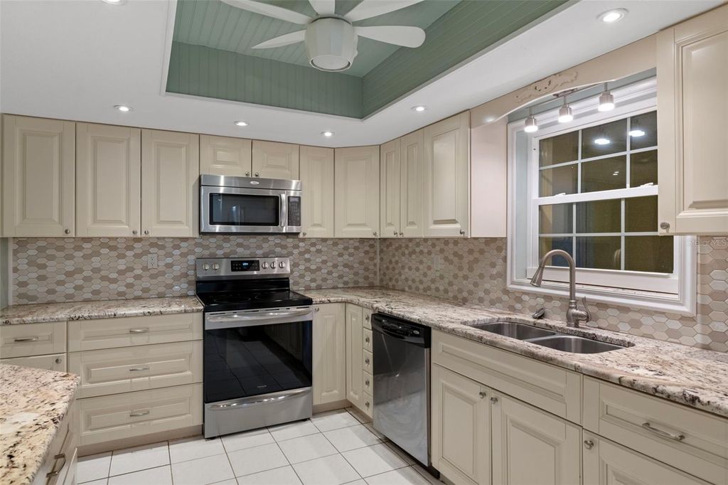 Image 14 of property listing at 8291 ARAB LANE, Spring Hill, FL 34608