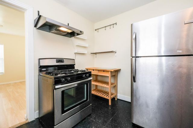 932 Walling St Street, Houston, TX 77009