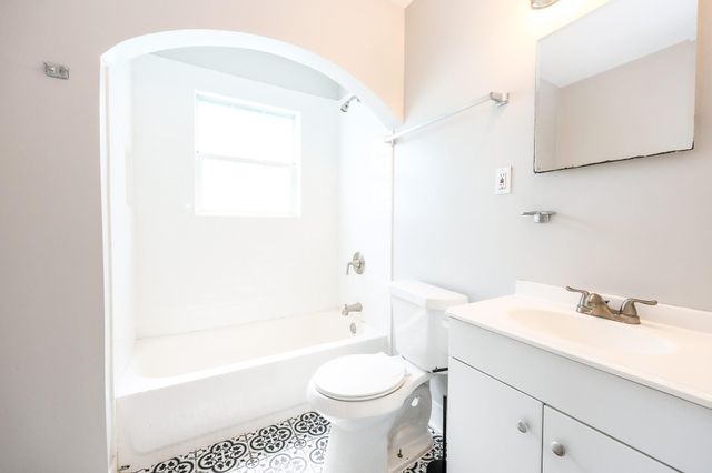 932 Walling St Street, Houston, TX 77009