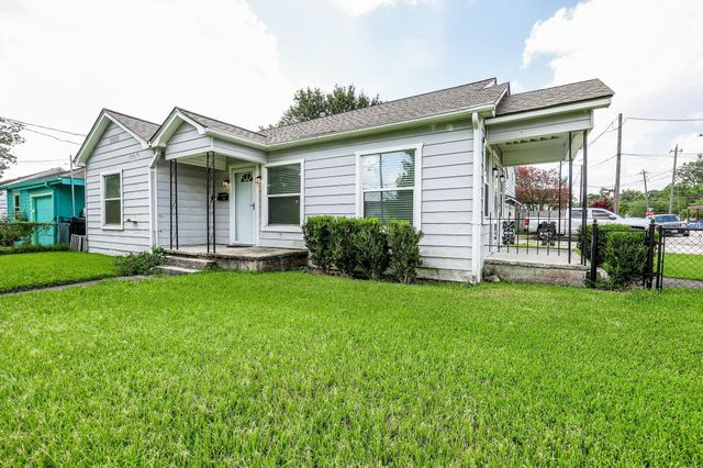 932 Walling St Street, Houston, TX 77009