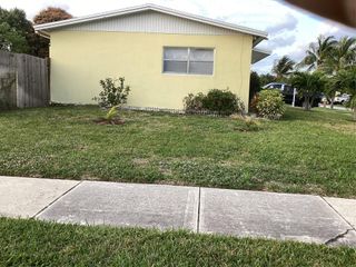 1491 SW 7th Ter, Deerfield Beach, FL 33441