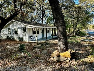 318 Windsor Drive, Pottsboro, TX 75076