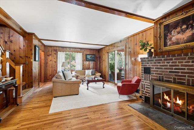 71 Pudding Street, Putnam Valley, NY 10579