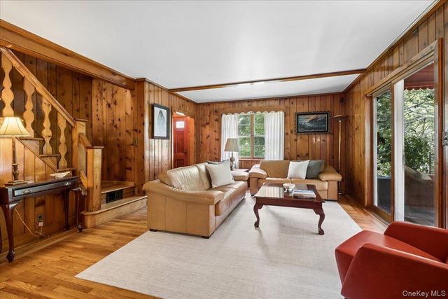 71 Pudding Street, Putnam Valley, NY 10579