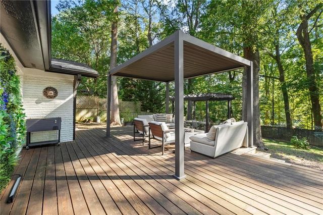 2485 Shallowford Road NE, Atlanta, GA 30345