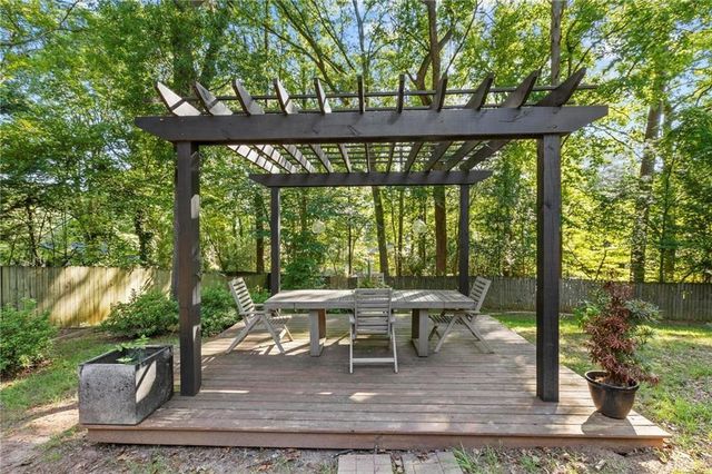 2485 Shallowford Road NE, Atlanta, GA 30345