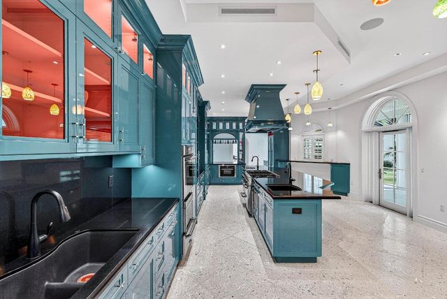 720 N Ocean Boulevard, Delray Beach, FL 33483