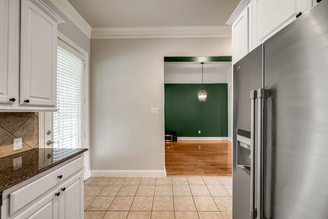 5836 La Vista Drive, Dallas, TX 75206