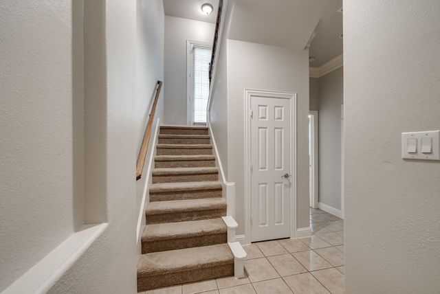 5836 La Vista Drive, Dallas, TX 75206