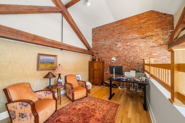 21 Athens St 26, Weymouth, MA 02191