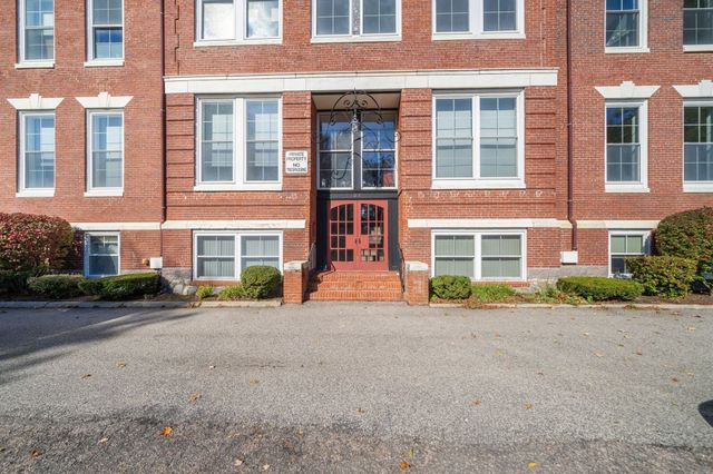 21 Athens St 26, Weymouth, MA 02191