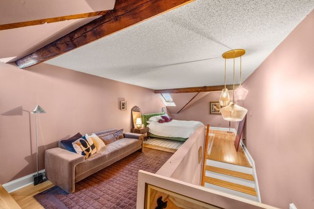 21 Athens St 26, Weymouth, MA 02191