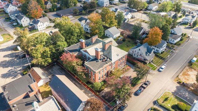 21 Athens St 26, Weymouth, MA 02191