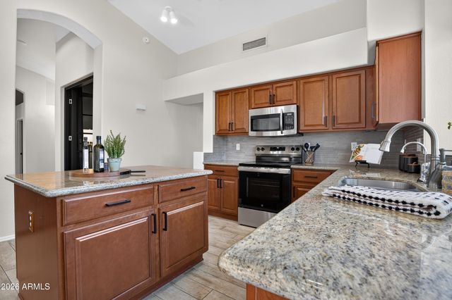 4236 E MILLBRAE Lane, Gilbert, AZ 85234