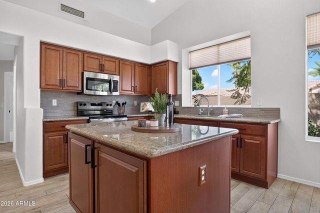 4236 E MILLBRAE Lane, Gilbert, AZ 85234