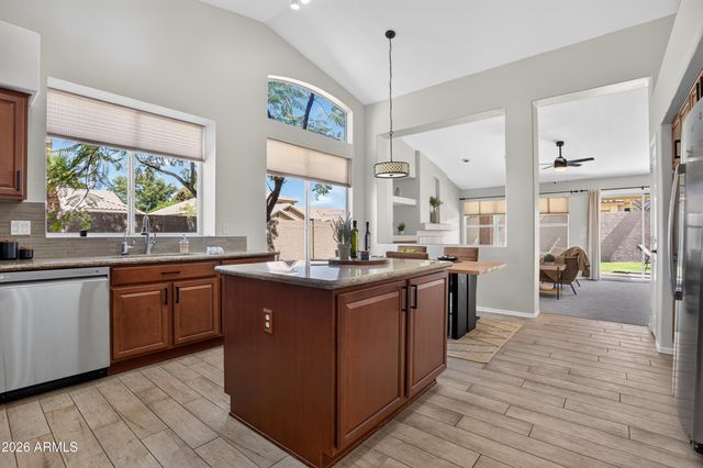 4236 E MILLBRAE Lane, Gilbert, AZ 85234