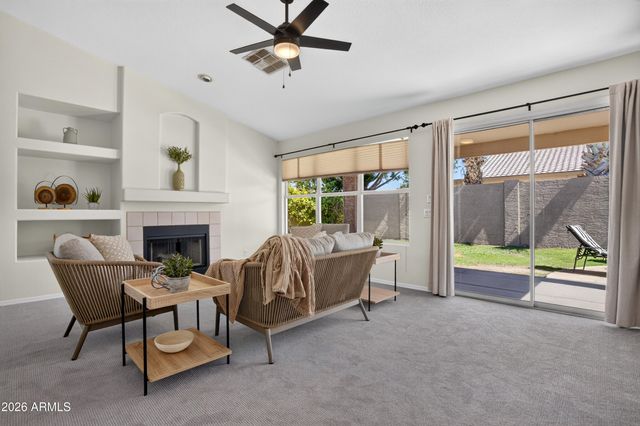4236 E MILLBRAE Lane, Gilbert, AZ 85234