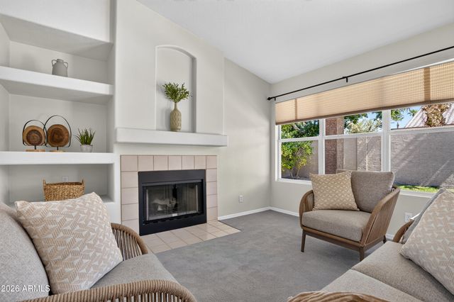 4236 E MILLBRAE Lane, Gilbert, AZ 85234